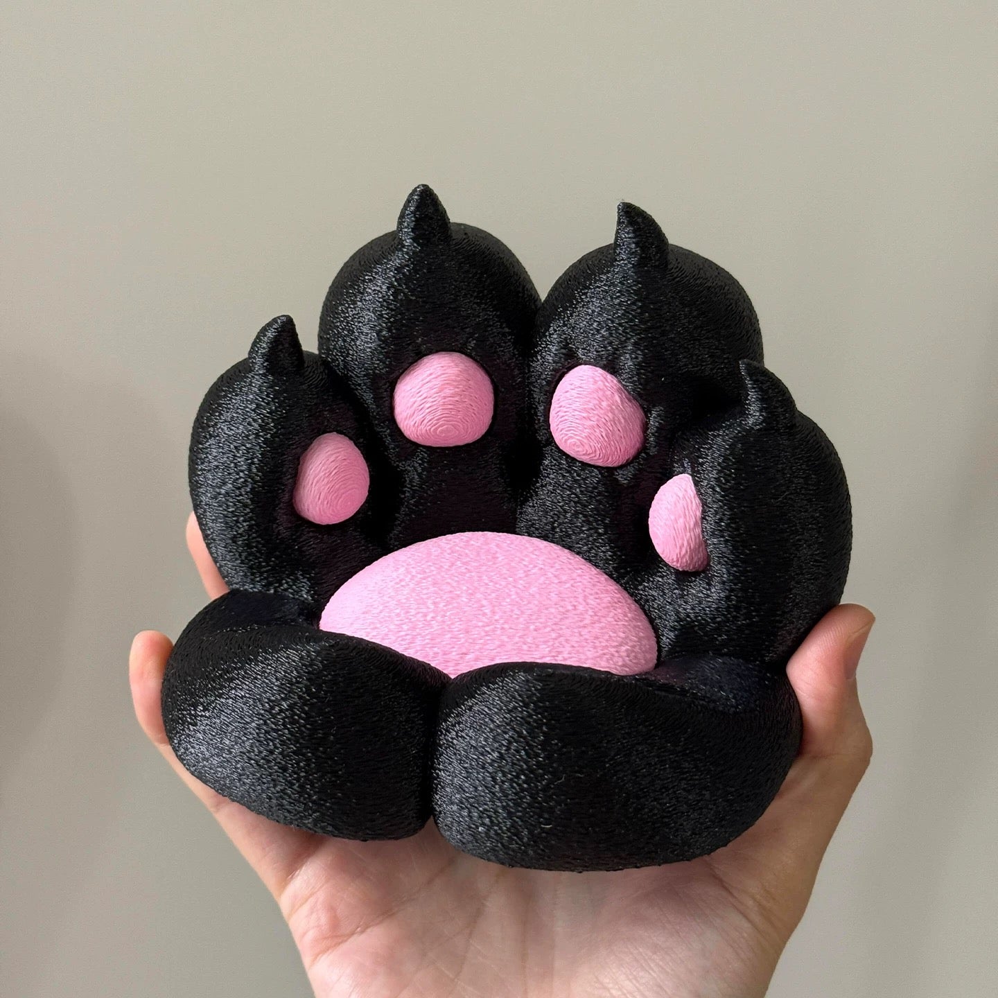 猫の肉球スマホスタンド